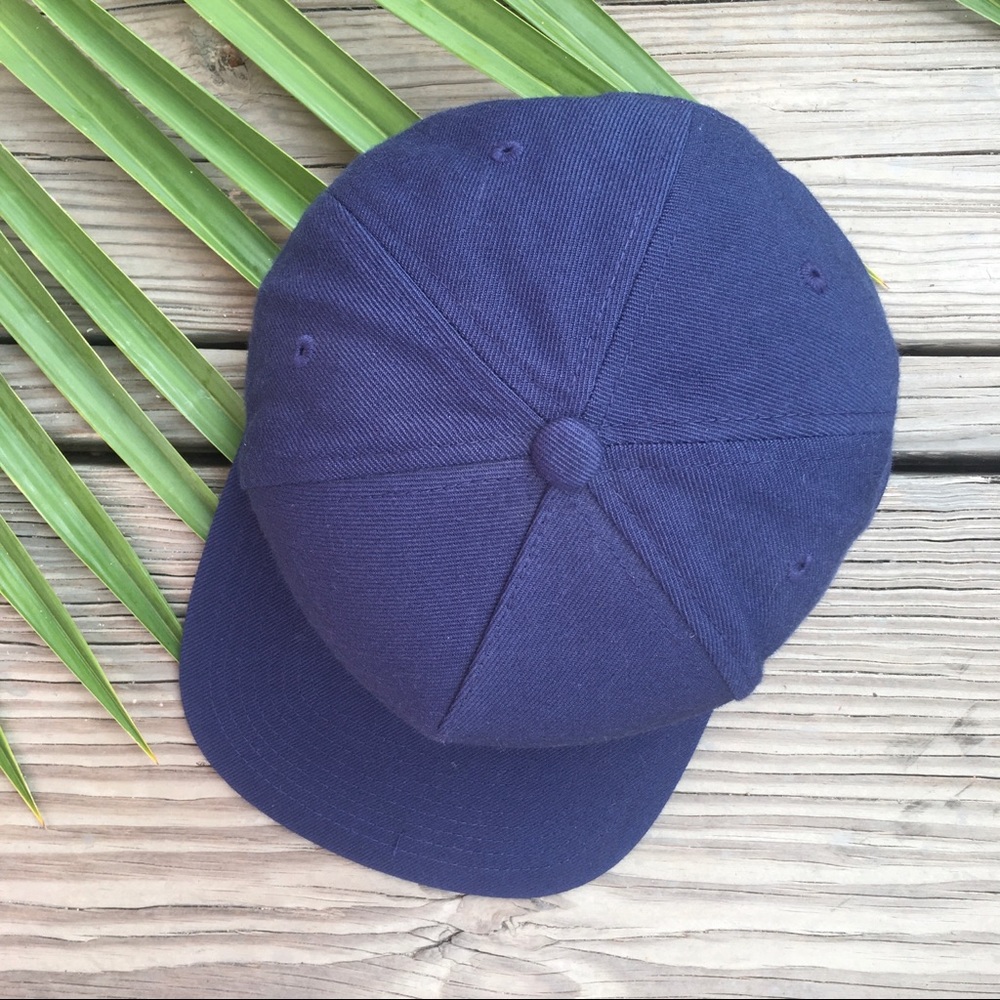 NWOT RVCA SnapBack Hat - Picture 3 of 6
